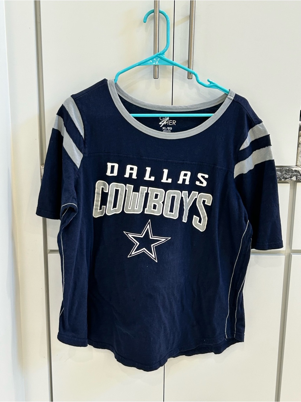 Dallas Cowboys Woman’s Navy Short Sleeve Tee